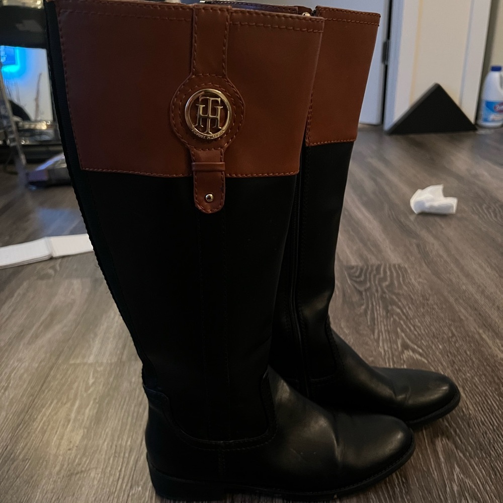 Tommy Hilfiger winter boots